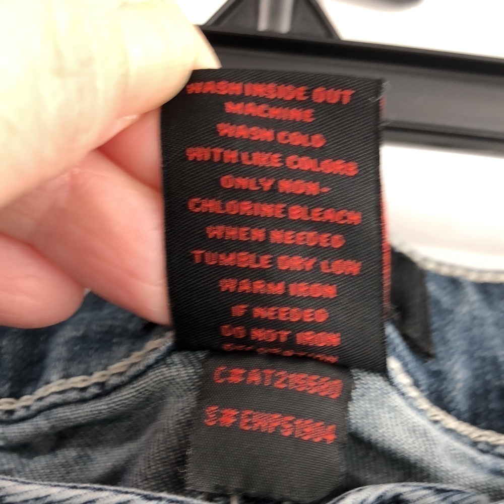 3/$25 Earl Cropped Jeans Size 14P - Picture 5 of 12